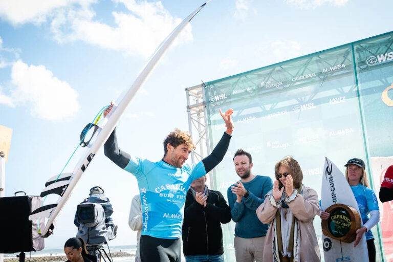 surf en Europa, Jorgann Couzinet, Tya Zebrowski, Caparica